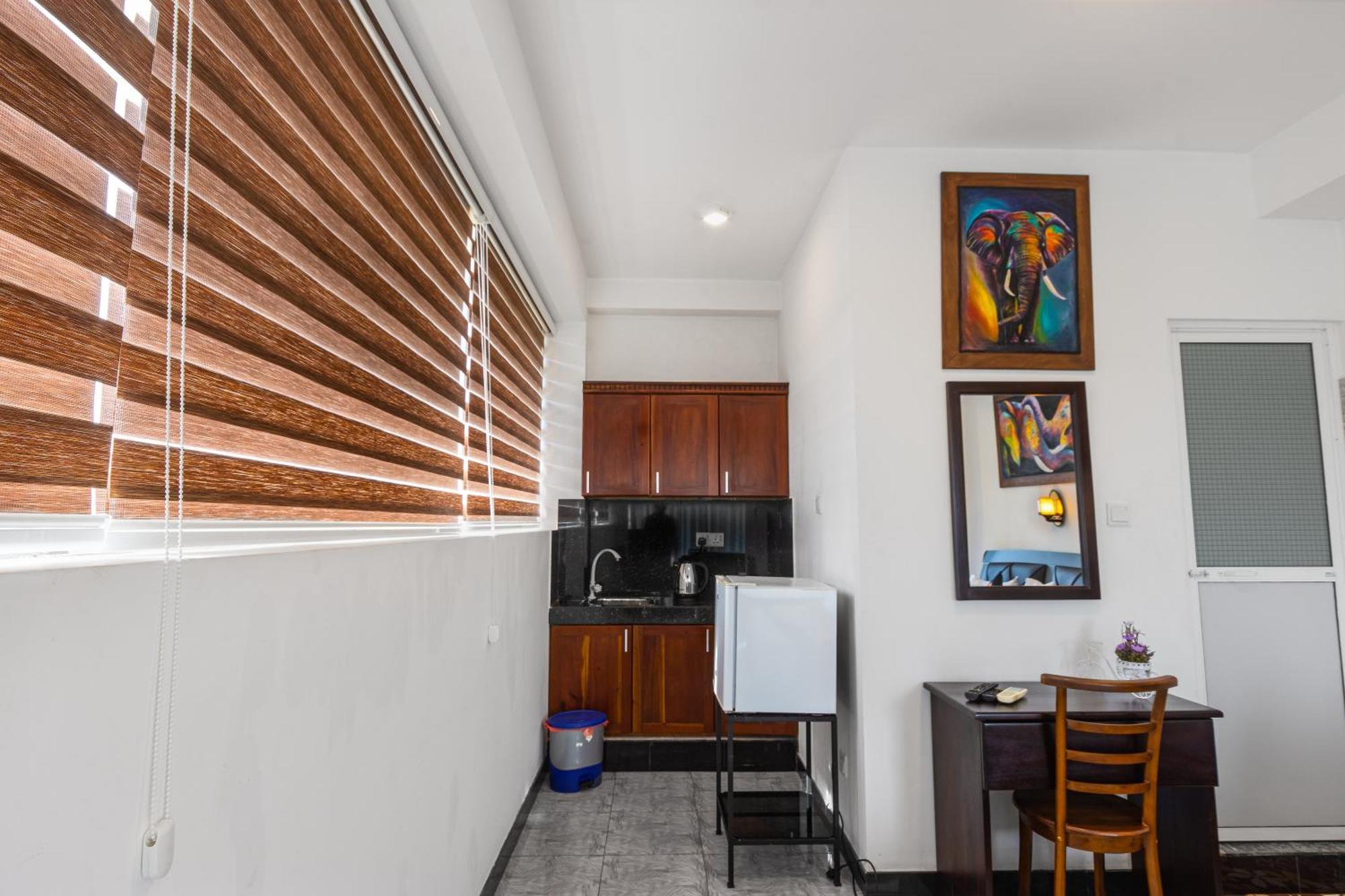Maple Place * Unawatuna